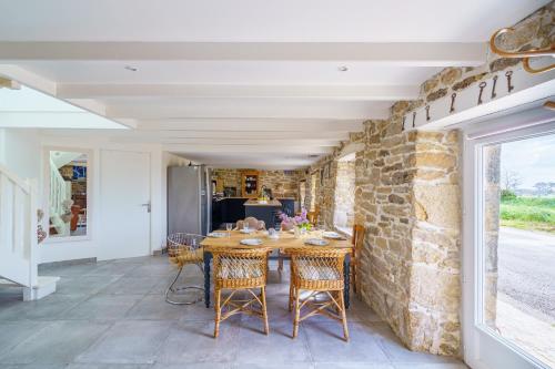 virtuve, Maison Bretonne - Proche des plages in Plogastel-Saint-Germain