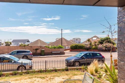 Meraki Luxe by Grandeur Property near 1st Tee