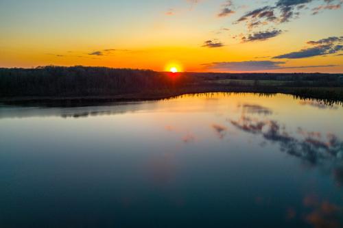 Cottage with Deck and Bluff Lake Views Walk to Beach!