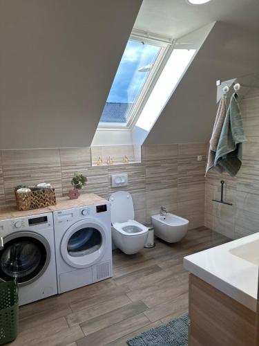 Fürdőszoba, Vila Šenčur (Vila Sencur) near Ljubljanai repülőtér