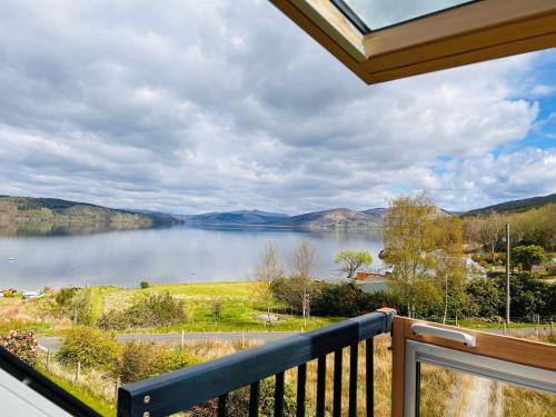 Вид, The Cottage, overlooking Loch Fyne in Керндоу