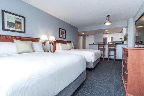 2 bedrooms, 3 beds