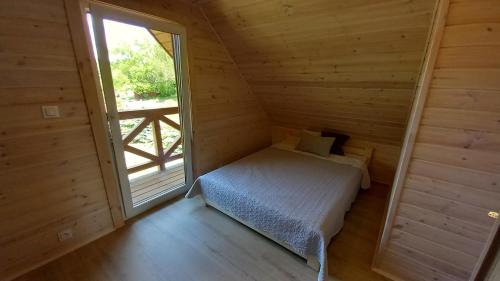 Mazury - Całoroczne domki nad jeziorem -sauna -balia z jacuzzi