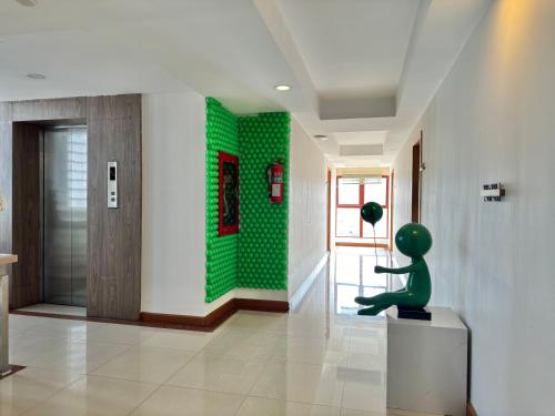 Pentafield City Residence