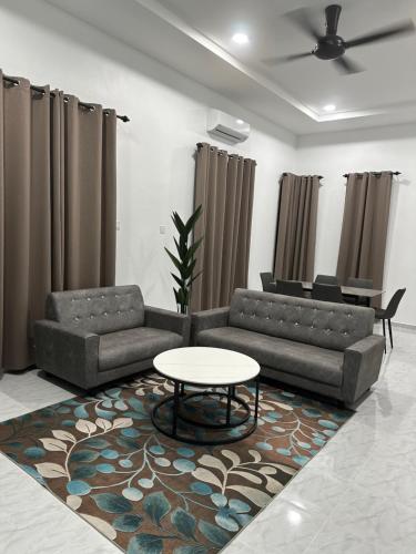 Tokmabah Homestay in Kadok