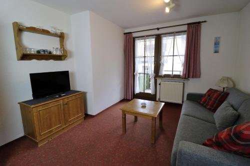 Apartment 12 - Ferienresidenz Roseneck, 2 Schlafzimmer, mit Schwimmbad in Todtnauberg bei Feldberg, Todtnauberg (fotografie 5)