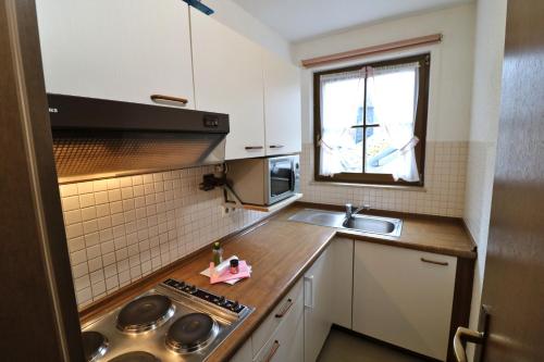 Apartment 12 - Ferienresidenz Roseneck, 2 Schlafzimmer, mit Schwimmbad in Todtnauberg bei Feldberg, Todtnauberg (fotografie 8)