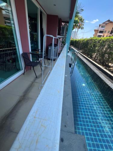 Grande Caribbean Condo by Somphong - 전망