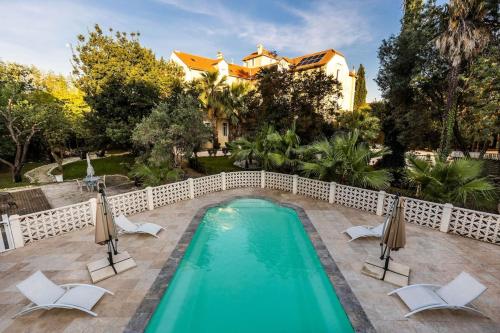 Unique apartment for 6 in a castle with pool - Location saisonnière - Perpignan