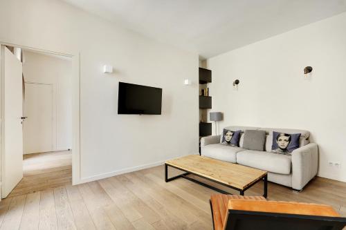 Pick A Flat's Apartment in Le Marais - Rue Sainte Croix de la Bretonnerie