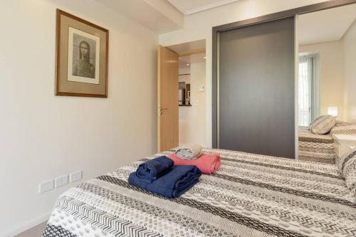 One-Bedroom Apartment image 1