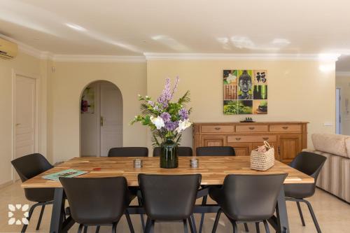 Villa with Private Pool room in Villa Venus by Abahana Villas