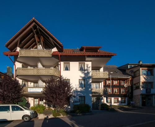 Apartment 17 - Ferienresidenz Roseneck, Galeriewohnung, mit Schwimmbad in Todtnauberg bei Feldberg in Todtnau