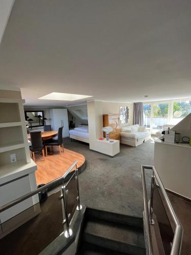 Apartment image 2