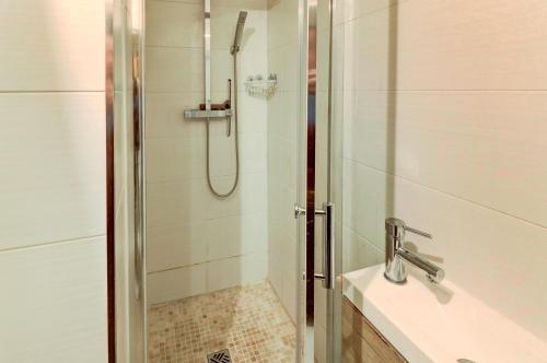 Lovely Cosy Flat in Nice old town, Niza (foto 7)