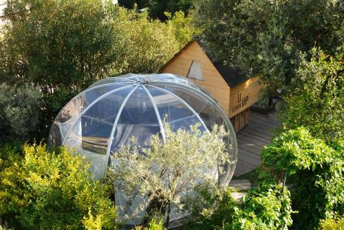 Starsbox con piscina e idromassaggio