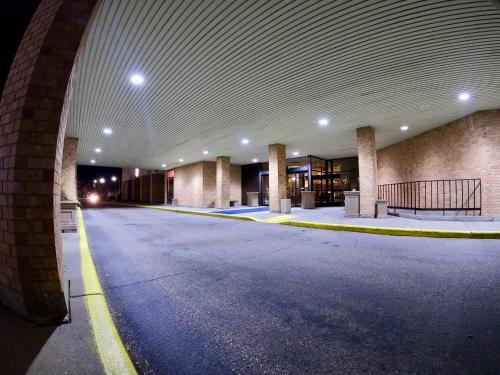 Hotel Mead and Conference Center - image 8