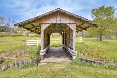 Rustic Mount Perry Cabin Near Fishing Pond and Farm