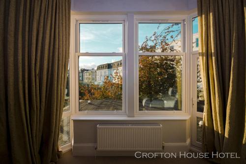 Crofton House Hotel - image 3