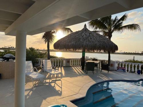 Ruby Villa - Lakes Edge