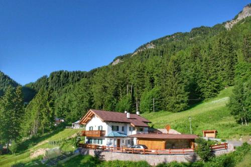 Wohnung in Pufels mit Gepflegtem Garten