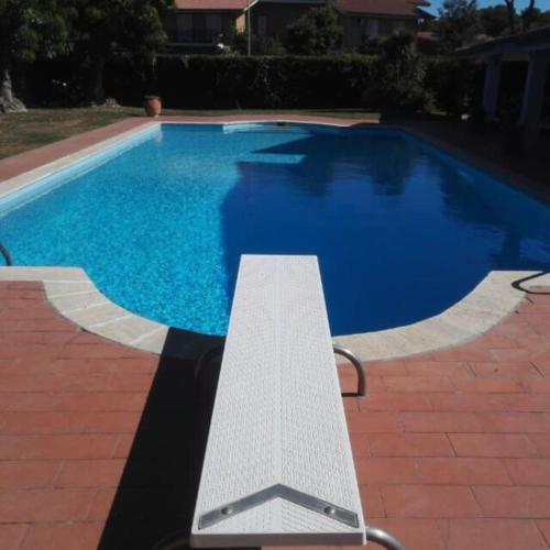 Villa c/Piscina 100mt dal mare Roma V