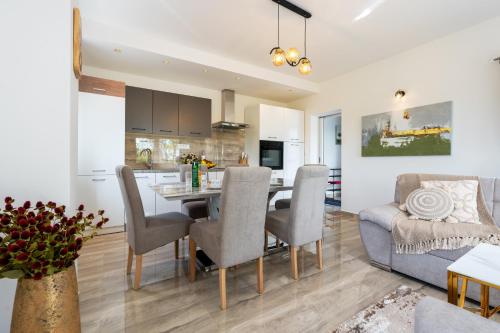 virtuve, Villa Nadalina, Cista Provo in Cista Provo