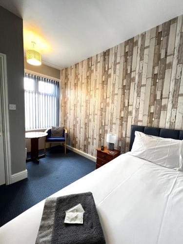 Central Cove Guesthouse - image 7