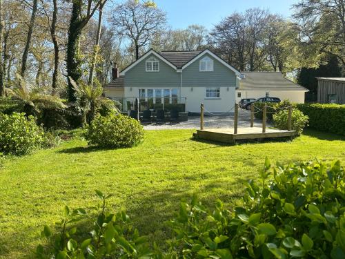Vrt, Luxury retreat with hot tub & wood burner - Mylor in Mylor