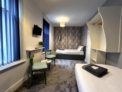 Central Cove Guesthouse - image 11