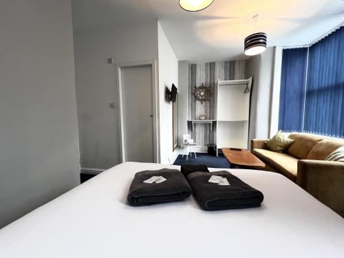 Central Cove Guesthouse - image 3