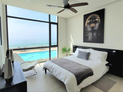 Luxury Beachfront Condo in Rosarito Pool & Jacuzzi, Tijuana