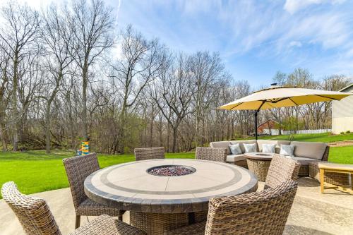 Rock Island Home with Private Yard and Fire Pit Table!