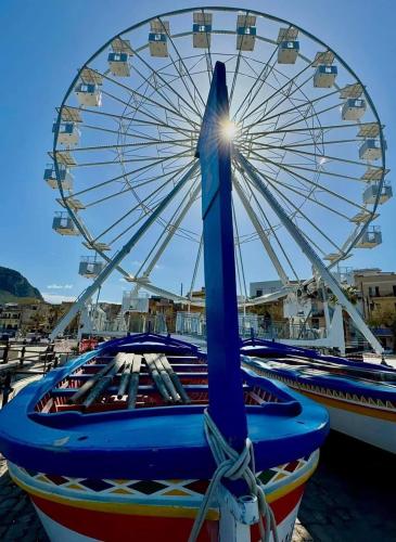 Oltremare Suite N37 Casa al mare e giardino