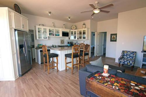 1B Unique 2 Bedroom Cerritos Beach Condo in San Carlos, Mexico