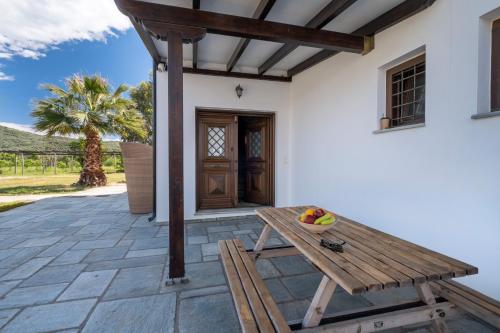 Iakovakis Seaside Exclusive Apartments in Koropi