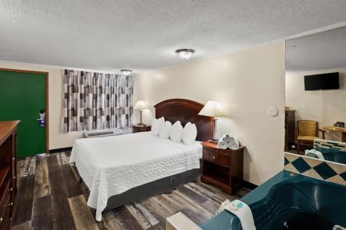 Knights Inn Ashland - image 11