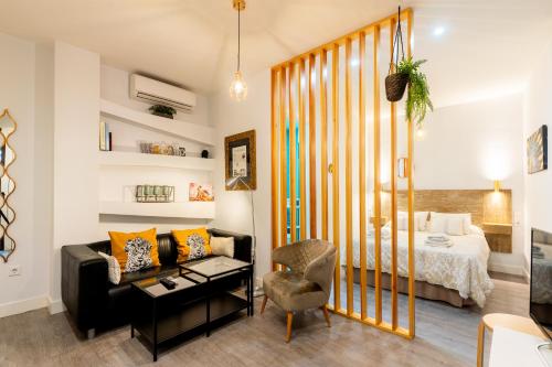 ESTUDIO EN PLENO CENTRO de SEVILLA by MSHOLIDAYS, Séville