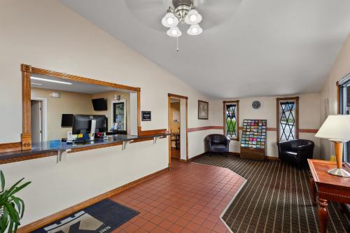 Knights Inn Ashland - image 6