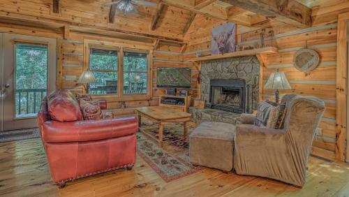 Serenity Lodge on the Creek in Blue Ridge, USA
