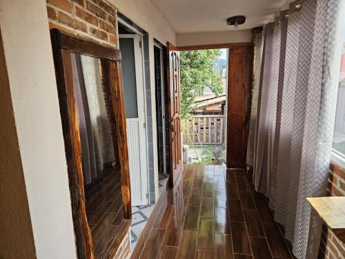 3 bedrooms, 7 beds