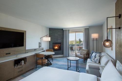 551176621 The Westin Sacramento Riverfront Hotel & Spa