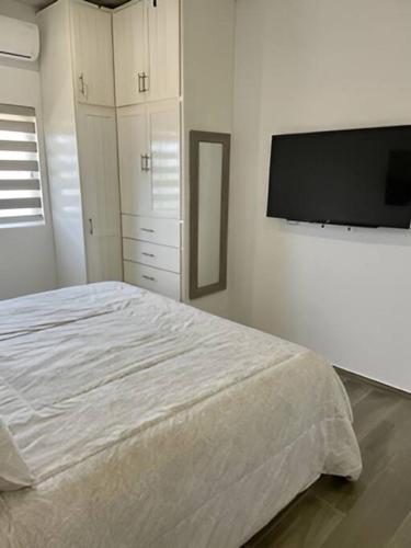 2C Stunning Top Floor Unit, Breathtaking Ocean Views in San Carlos, Mexico