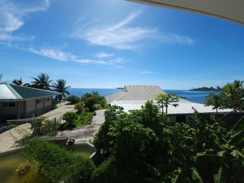 Kilátás, Apetahi - Bord de mer - in Faaroa Öböl