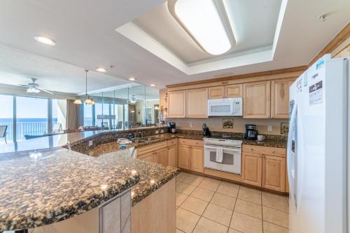 Boardwalk 1101 'Parrothead Paradise' - image 3