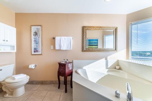 Boardwalk 1101 'Parrothead Paradise' - image 8