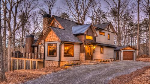 Star Creek Chalet, Morganton