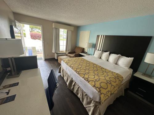 托馬斯維爾貝蒙特套房酒店 (Baymont by Wyndham Thomasville) in 托馬斯維爾