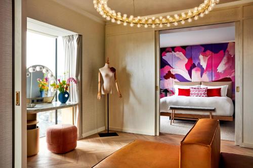The BoTree London, Curio Collection by Hilton, London (photo 5)