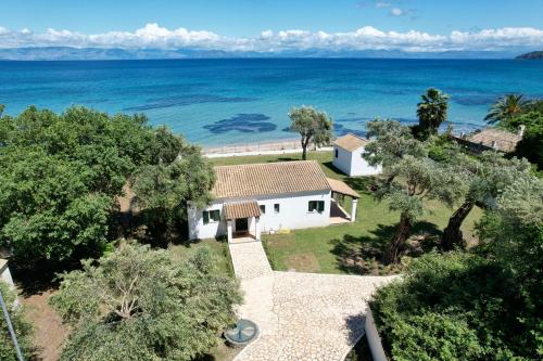 Beachfront Villa with Garden - Valentine Corfu